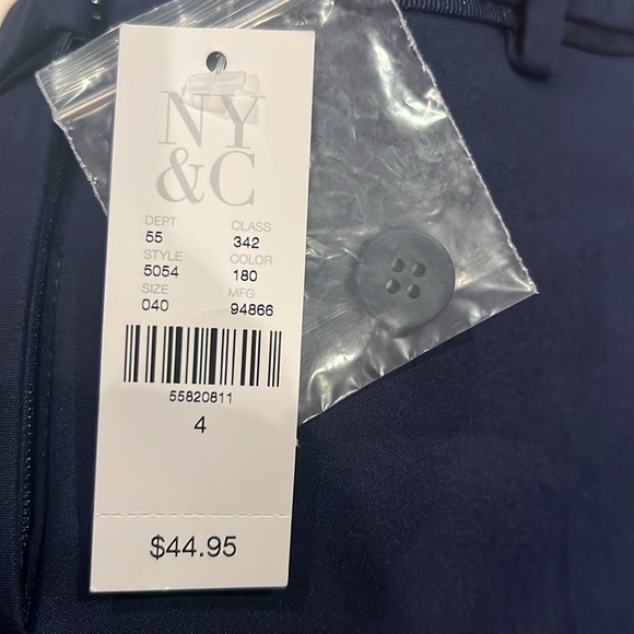 NY&C Design Studio Shorts - Picture 4 of 5